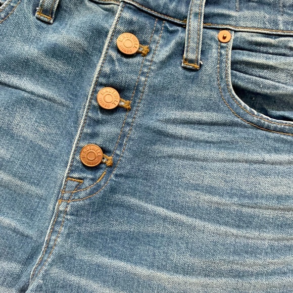 Madewell High-Rise Denim Shorts - Picture 6 of 7